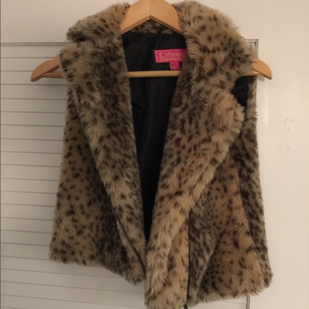 Catherine faux fur vest size 7/8